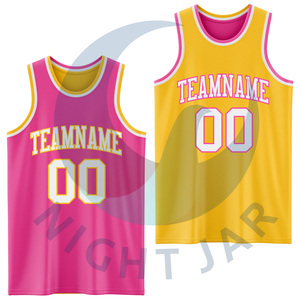 ชุดเครื่องแบบบาสเก็ตบอลสั่งทำกลับด้านได้ชุดเสื้อบาสเก็ตบอลขนาดใหญ่พิเศษระบายอากาศป้องกันแบคทีเรียออกแบบได้ตามต้องการ100% โพลีเอสเตอร์ - Product Image 1