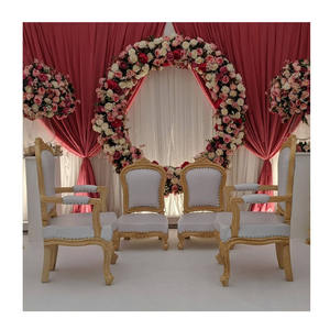 Sillas Tradicionales Hindúes para Mandap Vidhi, Madera de Teca Ligera, Tamaño y Color Personalizados, Decoración para Ceremonia de Boda Gujarati - Product Image 1