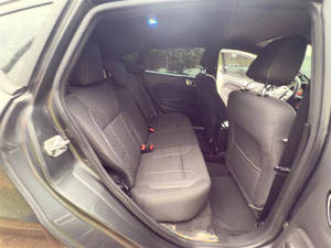 Voiture d'occasion de qualité abordable, Ford Fiesta ST 2016, conduite à gauche - Product Image 4