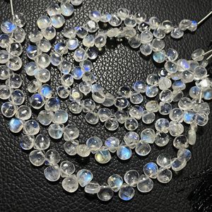 Rainbow Moonstone Smooth Heart Shape Briolette Natural White Plain Beads para la fabricación de joyas - Product Image 4
