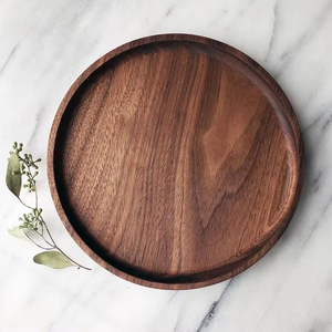 Bandeja de madera de diseño moderno hecha a mano para servir festivamente y característica decorativa de hospitalidad tradicional - Product Image 1
