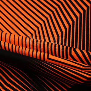 ชุดเล่นฟุตบอลของผู้ชายชุดผ้าโพลีเอสเตอร์ระบายอากาศได้ดีแห้งเร็วออกแบบเองได้100% มีโลโก้ในสต็อก - Product Image 4