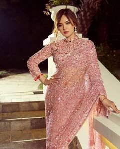 Ropa de fiesta Georgette suave con bordado de lentejuelas Trabajo Sari Mujer Fabricante de moda de Surat a la tarifa más baja - Product Image 2