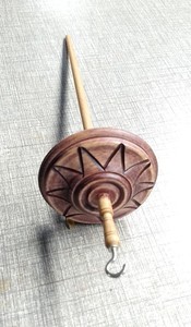 Broche de goutte en bois de qualité artisanale, marque privée, broche de goutte personnalisée au meilleur prix - Product Image 2