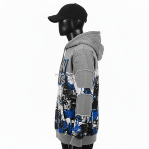 Sudadera con capucha premium de mezcla de algodón en gris azulado y negro con diseño gráfico, detalles desgastados y logotipo personalizado. - Product Image 5