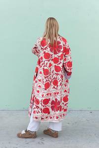 Chaqueta Acolchada Suzani de Lona Blanca con Bordado Floral y Botones, Forro de Algodón Ecológico, Abrigo Unisex de Invierno - Product Image 6