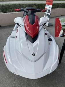 Moto Acuática Yamaha VX Limited HO 2022, Motor de 4 Tiempos, Color Blanco, 3 Plazas, con Altavoces Integrados, 226-300 HP - Product Image 2