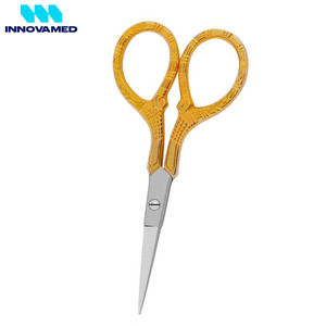 Tijeras para Cutículas de Acero Inoxidable para Manicura y Pedicura, con Logotipo Personalizado, para Mano Derecha, Duraderas, de INNOVAMED - Product Image 3