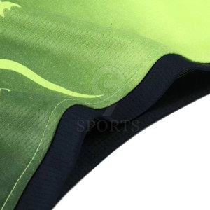 Ensemble d'uniformes de basket-ball pour hommes avec maillot à séchage rapide et short assorti - Product Image 4