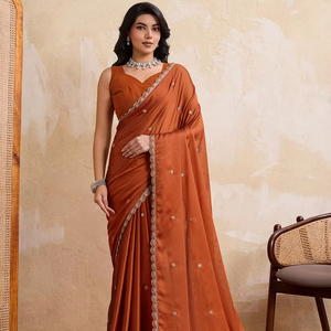 Sari de Seda Rangoli Suave para Mujer, Bordado, Hermoso Diseño de Pallu, Trabajo con Espejos Reales, Borde con Trabajo Calado, Hecho en India - Product Image 1