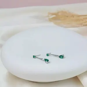 14K chapado en oro blanco 2.20Ct corte de pera tanzanita simulada gota/pendientes colgantes joyería de moissanita - Product Image 3