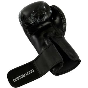 Gants de boxe professionnels légers et imperméables en tissu en cuir avec logo personnalisé et évacuation de l'humidité OEM pour l'entraînement au combat - Product Image 2