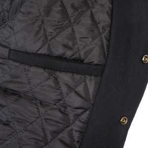 Fabricant OEM, veste universitaire de haute qualité pour hommes, veste de baseball à manches en cuir avec broderie en chenille, logo désiré dans tous les cols - Product Image 5