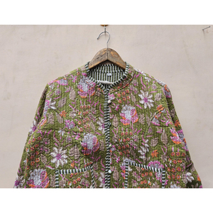 Veste matelassée vintage pour femmes faite à la main bloc de coton imprimé confortable automne/hiver doublure en lin conception à rayures respirante durable - Product Image 4
