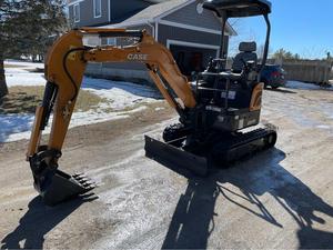 Buena excavadora usada 2022 Case CX37C - Product Image 6