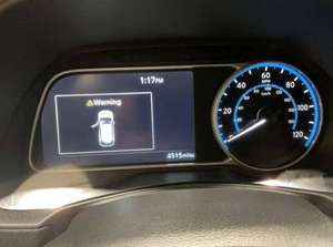 Voiture d'occasion prête à rouler 2024, faible kilométrage, compacte, S 4 portes, électrique, hayon, intérieur spacieux, charge rapide et économique - Product Image 5