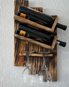 Casier à vin en bois naturel Présentoir mural décoratif fait à la main pour boissons alcoolisées ou autres boissons pour le magasin ou la vente à domicile - Product Image 5