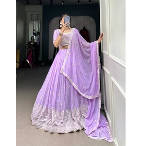 Suministro directo de fábrica, diseños tradicionales y modernos de Georgette Lehenga Choli para ocasiones festivas disponibles a precio de fábrica - Product Image 1