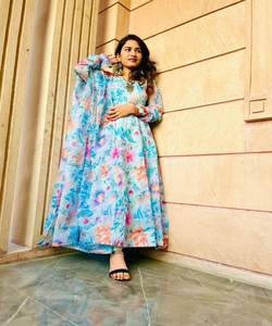 Diseñador Georgette bordado secuencia trabajo Salwar kameez traje de fiesta precio al por mayor Ropa Étnica - Product Image 1