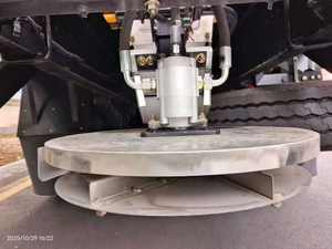 Déneigeuse routière multifonctionnelle et polyvalente avec rouleau de déneigement - Product Image 6