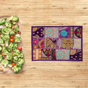 ผ้ารองจานผ้าฝ้ายปักลายทำมือ - Product Image 2