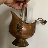 Seau de charbon de cuivre fabriqué artisanalement nouvelle arrivée avec des détails gravés et une large bouche adaptée au stockage des bûches et au style antique