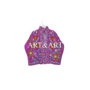 Chaqueta Corta Acolchada de Otoño/Invierno Hecha a Mano en India para Mujer, Ecológica, Transpirable, de Algodón, con Bordado Floral Suzani, de Secado Rápido - Product Image 6