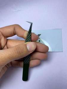 Pinzas para Pestañas de Acero Inoxidable, Herramientas de Belleza de Grado Profesional, Nano-Revestidas, Extensión de Pestañas, Agarre Fuerte, Sin Espacios, Suaves - Product Image 4