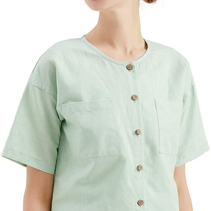 เสื้อสเวตเตอร์ผู้หญิงแบบมีกระดุมคอตตอนคอวีแขนสั้นเสื้อครอปท็อปเสื้อลำลองโลโก้ตามสั่ง2025 - Product Image 1