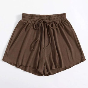 Short confortable pour femme de haute qualité Couleur respirante et personnalisable Fabriqué au Pakistan à un prix - Product Image 1