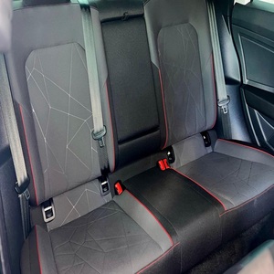 2024 สำหรับรุ่น GLI ฉลองครบรอบ 40 ปี เกียร์อัตโนมัติ เบาะหนัง ภายในสีอ่อน ไมล์น้อย ราคาพร้อมส่ง มีสินค้าในสต็อก - Product Image 6