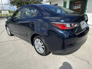 Usado 2017 T * oyota Yaris iA - Product Image 3