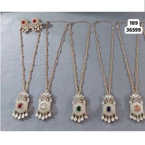 ชุดสร้อยคอเครื่องประดับสไตล์ kundan ผู้จัดจำหน่ายอินเดียเหมาะสำหรับวัดและงานแต่งงาน - Product Image 2