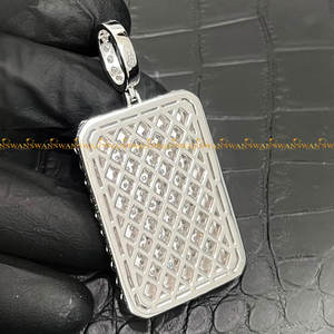 Pendentif en or blanc 10Kt Hip Hop Designer Dogtag fabriqué à partir de diamants ronds et baguettes VVs Clarity Lab Grown pour unisexe - Product Image 6