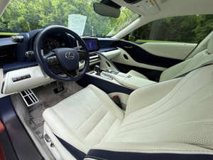 Lex.us LC 500h 2024 Certificado de Impecabilidad - Product Image 2