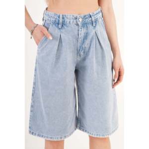 Shorts de Mezclilla de Cintura Alta para Mujer LUSTRIN, Shorts de Jean Azules de Algodón al por Mayor para Verano, Estilo Moderno y Cómodo - Product Image 5