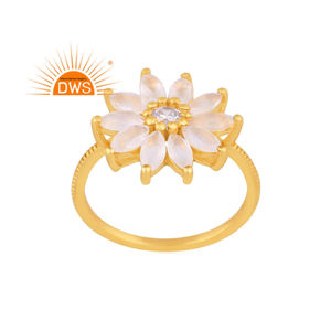 Meilleure vente Bague empilable en argent sterling plaqué or avec pierre de lune naturelle Cz et arc-en-ciel Fabricant de bijoux fins Demi - Product Image 1