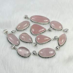 Quartz Rose Naturel Pendentif Pierres Précieuses Lisse Poli À La Main En Vrac Designer Collet Pendentif Bijoux - Product Image 2