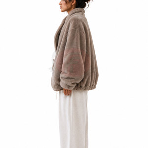 Manteau d'hiver pour femme, respirant, doux, en fourrure pelucheuse, chaud, décontracté, surdimensionné, boutonné sur le devant, rembourrage en coton, vêtement d'extérieur confortable pour le froid - Product Image 3