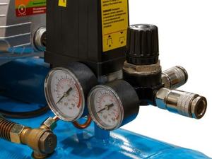 DGM 50L卧式<span class=keywords><strong>2.2</strong></span> kW便携式2缸活塞空气压缩机直接驱动8巴同轴220V空气压缩机 - Product Image 6