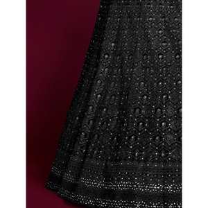 Precioso Lehenga Choli Negro de Georgette para Recepción con Bordado para Vestimenta de Boda - Product Image 3