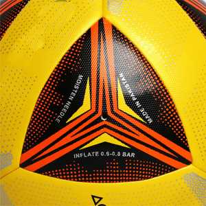 Balón de fútbol híbrido fabricado en Pakistán | IMS aprobado, cubierta de PU de doble unión | Balón de entrenamiento de nivel de partido de 20 paneles para clubes - Product Image 6