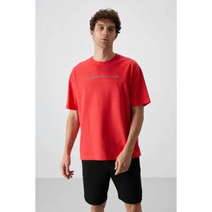 Tommylife เสื้อยืดคอกลมสำหรับผู้ชายพิมพ์ลายขนาดใหญ่88371 Fiesta-Fiesta - Product Image 3