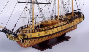 El fabricante de Gia Nhien aprueba el diseño personalizado MOQ bajo modelo USS RATTLESNAKE barco alto con barco modelo de artesanía de alta calidad - Product Image 4