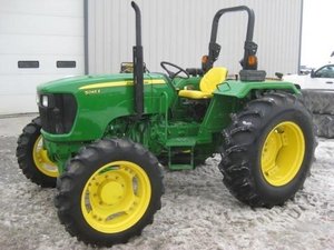 Tracteurs à roues John Deere 5045E d'occasion, 45 CV, vert jaune, matériel agricole à vendre - Product Image 5