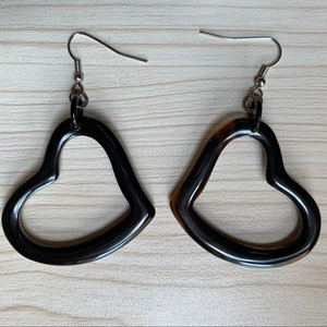 Pendientes simples de último diseño para mujer, colgante con forma de cuerno de ojo de tinte multicolor, superventas, Natural cuerno de búfalo, artesanía HF - Product Image 1
