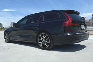 Volvo V60 Recharge T8 Polestar Engineered Usado 2024 - Product Image 3