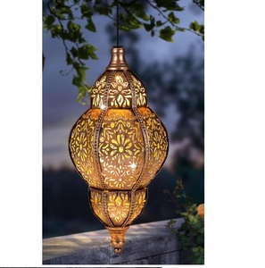 Lanterne en métal finition antique pour la décoration de la maison, de l'hôtel, lanterne de table, décoration de balcon, lanterne à bougie suspendue, lot de 2 - Product Image 4
