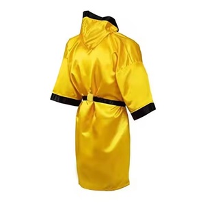 Robe de boxe en satin Robe à capuche noire et dorée avec logo de couleur personnalisée - Product Image 6