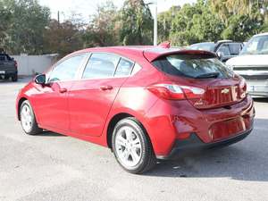 CHEVROLET CRUZE LT HATCHBACK Turbo AWD R18 2017 D'OCCASION Sièges en tissu foncé prêts à être expédiés - Product Image 3